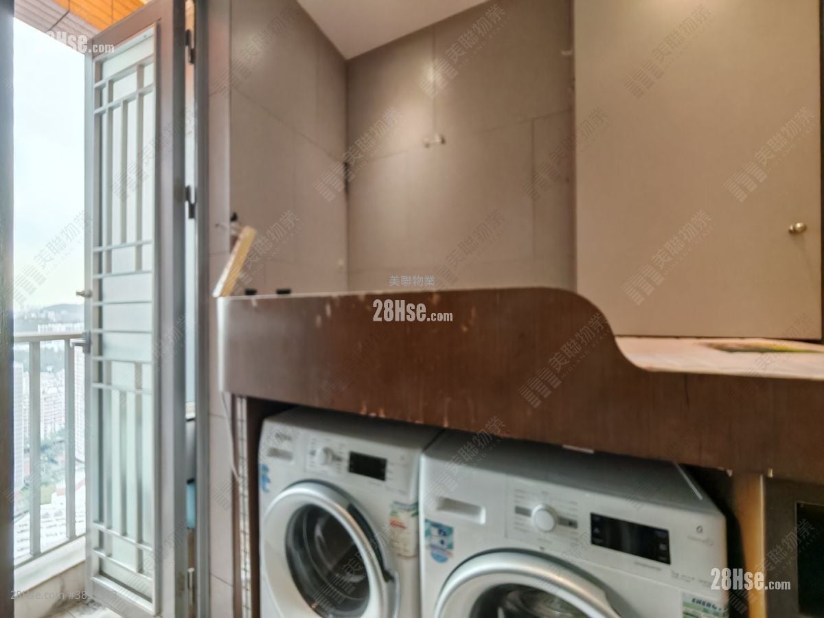 The Latitude Sell 4 Bedrooms , 4 Bathrooms 1,595 ft²