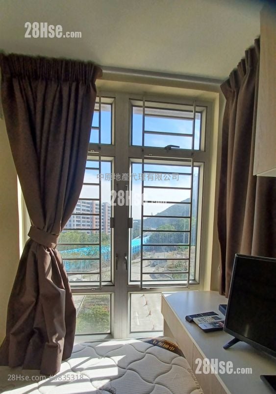 Ching Fu Court Sell 1 Bedroom , 1 Bathroom 187 ft²