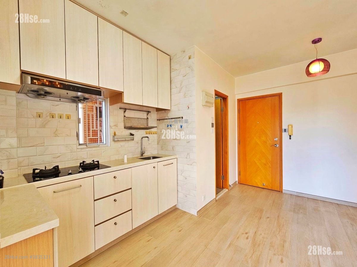 Tuen Mun Town Plaza Rental 2 Bedrooms , 1 Bathroom 356 ft²