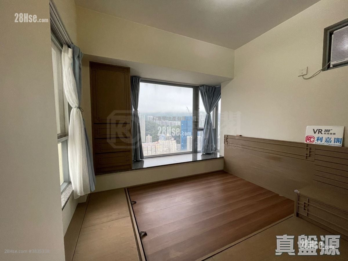 Grand Promenade Rental 2 Bedrooms , 1 Bathroom 493 ft²