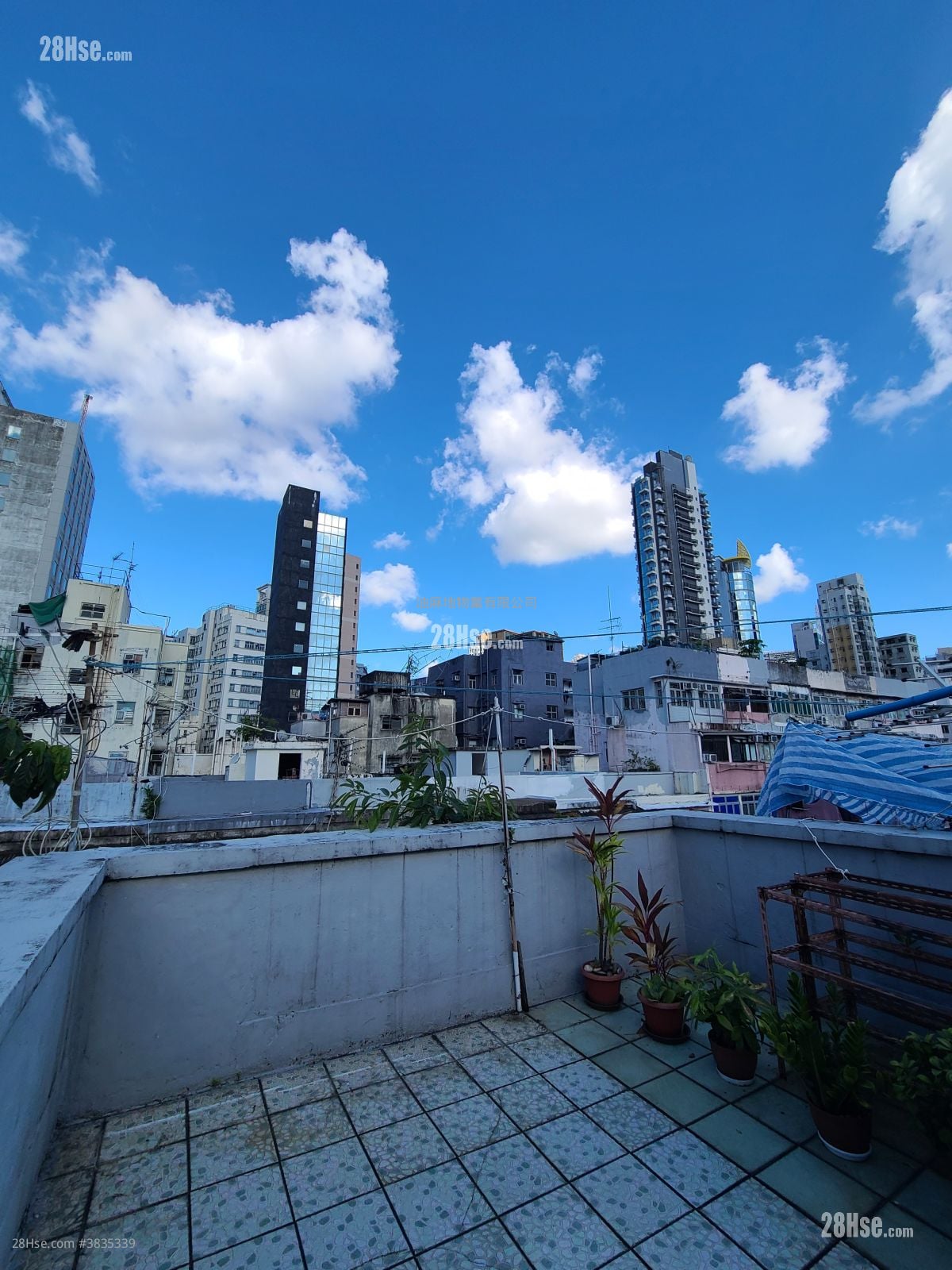 Chinese Mansion Rental 2 Bedrooms , 1 Bathroom 300 ft²