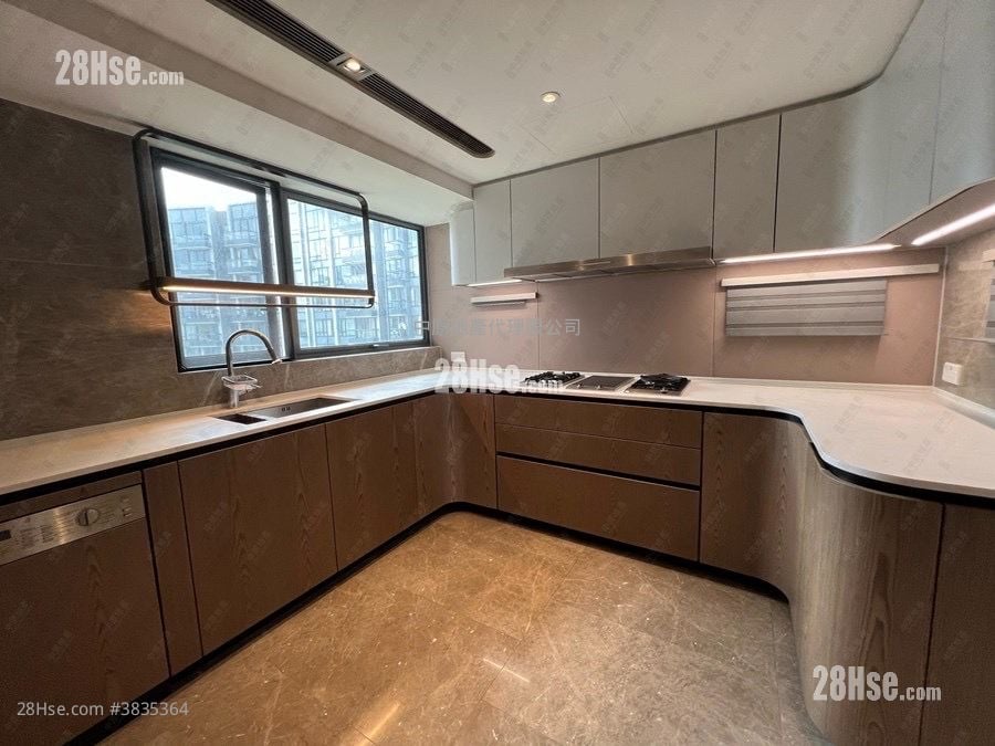 Ontolo Sell 4 Bedrooms 1,739 ft²