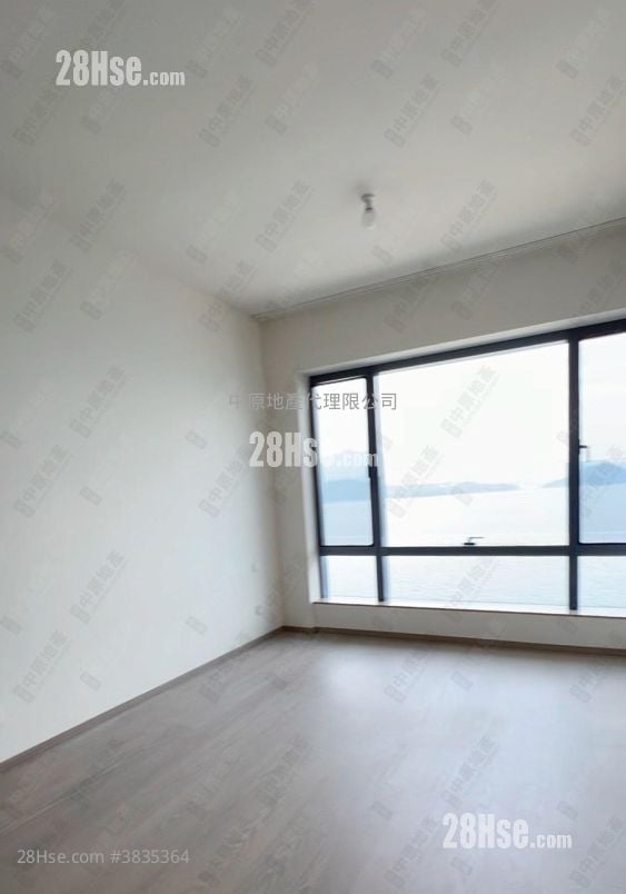 Ontolo Sell 4 Bedrooms 1,739 ft²