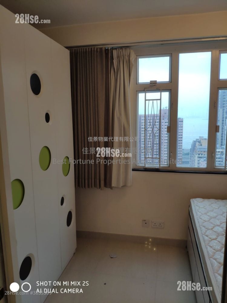 Hang Hing Court Sell 1 Bedroom , 1 Bathroom 245 ft²