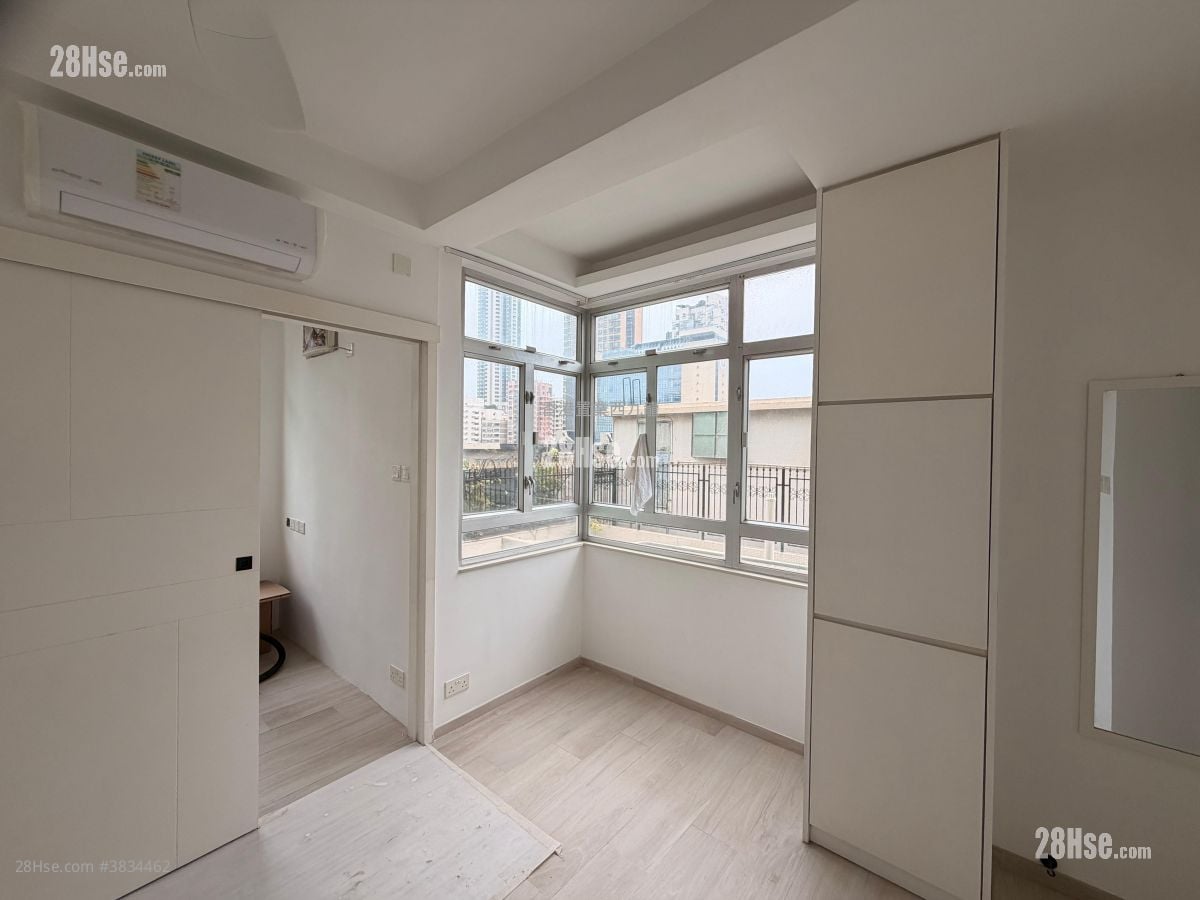 Deltec Court Rental 315 ft²