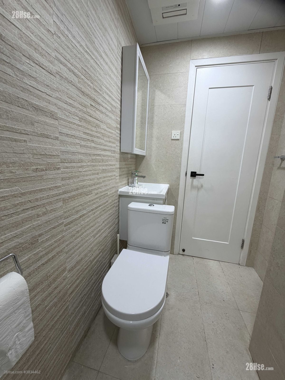 Deltec Court Rental 315 ft²
