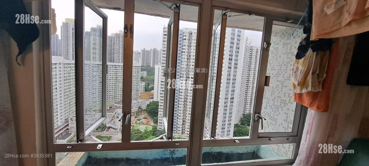 Ying Ming Court Sell 3 Bedrooms , 1 Bathroom