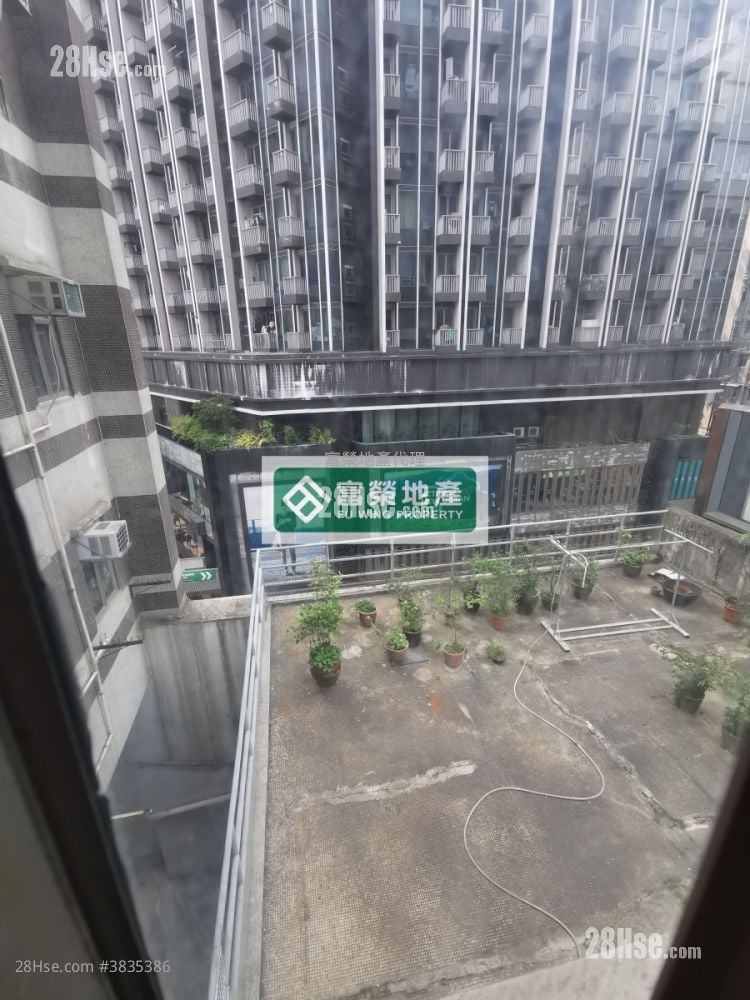 得宝大厦 售盘 2 房 , 1 浴室 389 平方尺