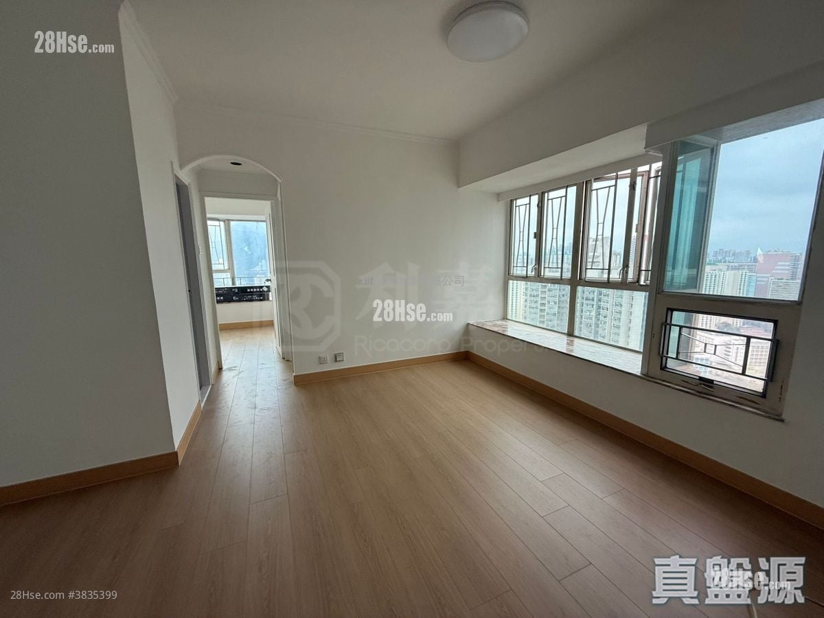 Venice Gardens Sell 2 Bedrooms 452 ft²