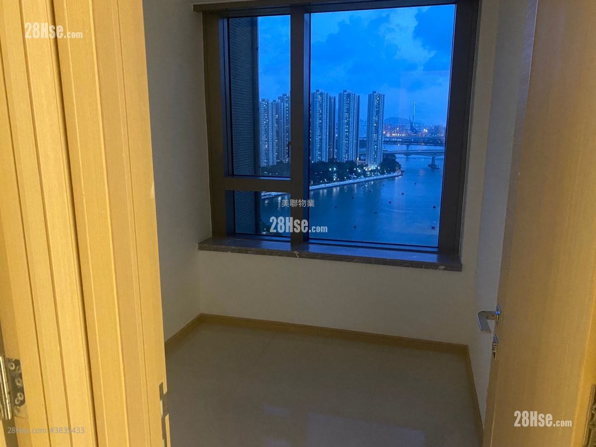 Ocean Pride Sell 3 Bedrooms , 2 Bathrooms 777 ft²