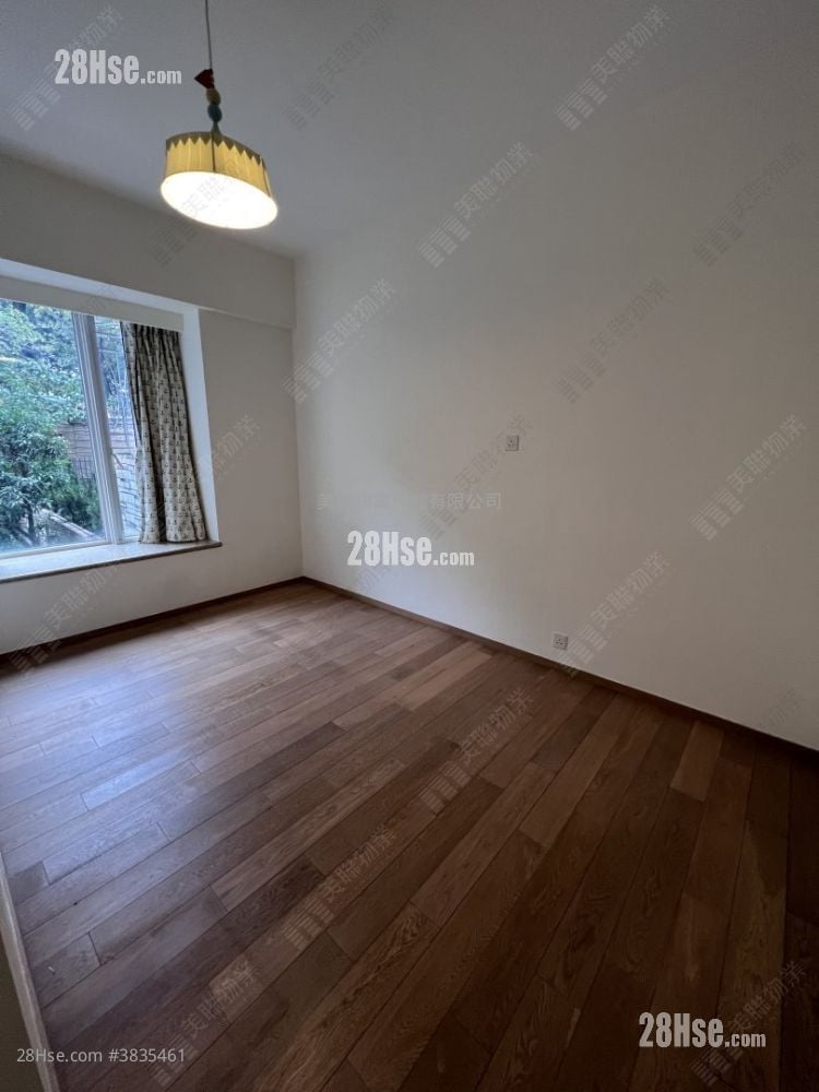 One Beacon Hill Sell 4 Bedrooms 1,490 ft²
