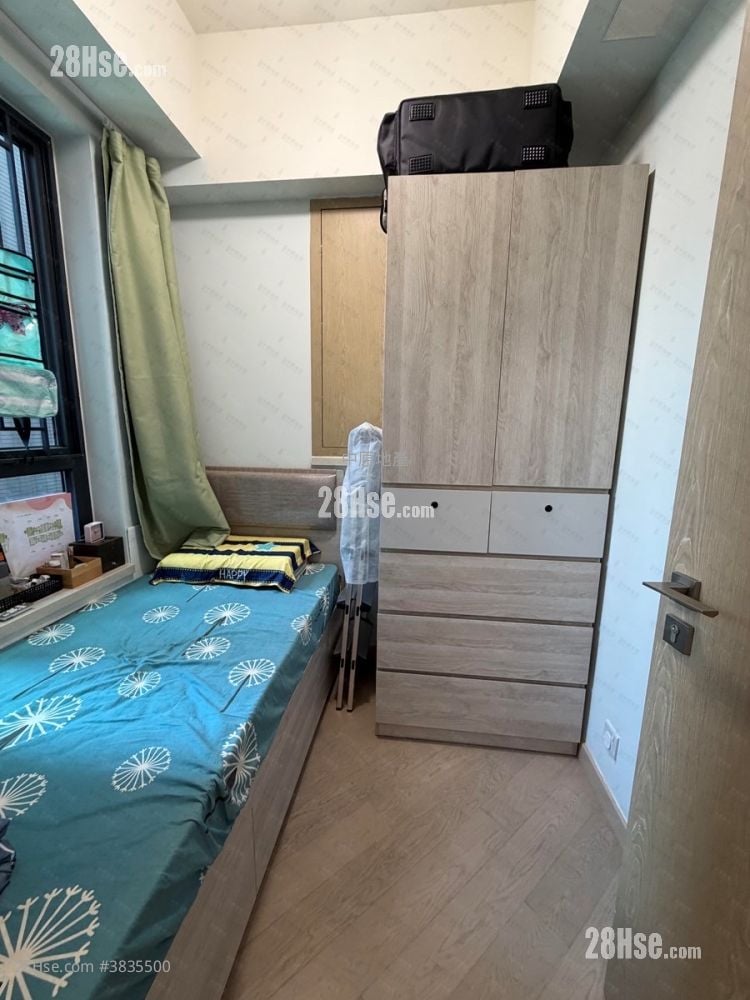 Wetland Seasons Park Sell 2 Bedrooms 409 ft²