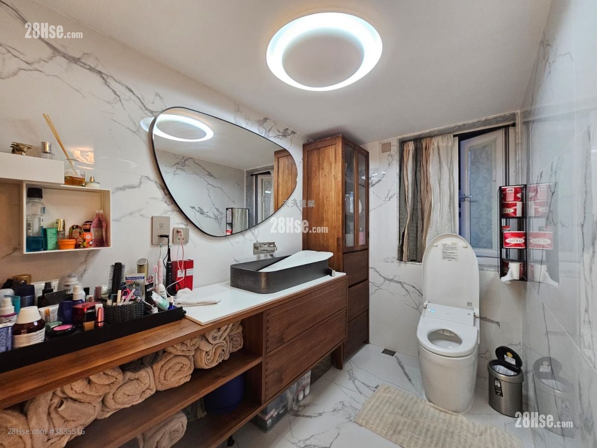 Village Rental 2 Bedrooms , 2 Bathrooms