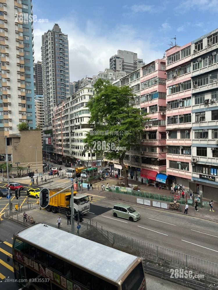 Tak Sun Building Rental 1 Bedroom , 1 Bathroom 239 ft²