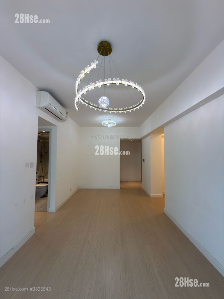 Monaco Rental 678 ft²