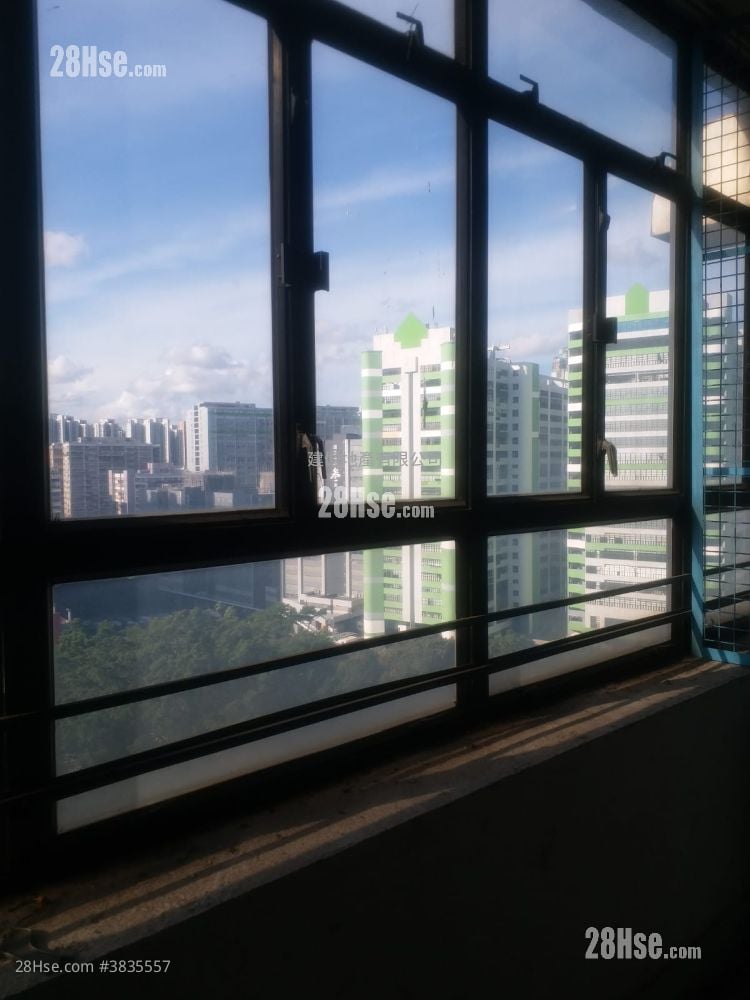 Luen Cheong Can Centre Rental