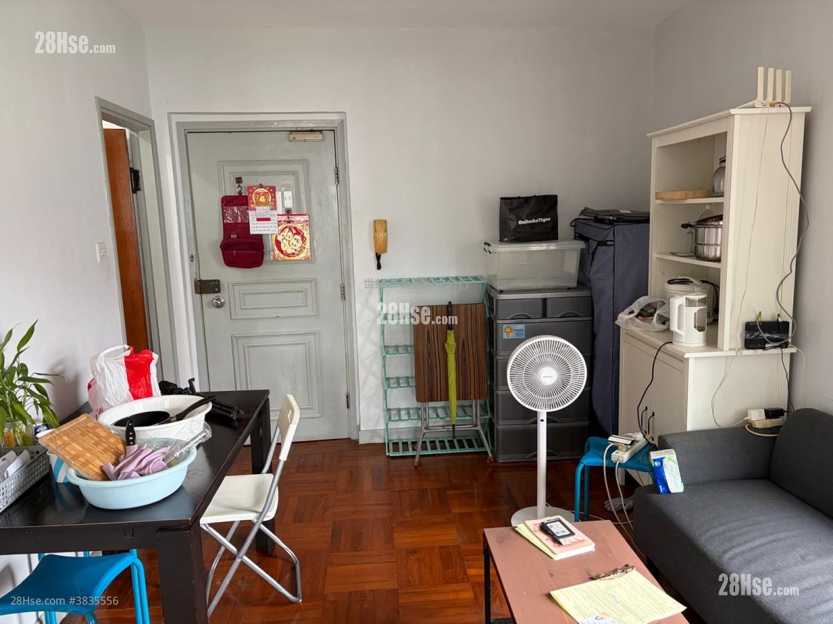 Fanling Centre Rental 2 Bedrooms , 1 Bathroom 368 ft²