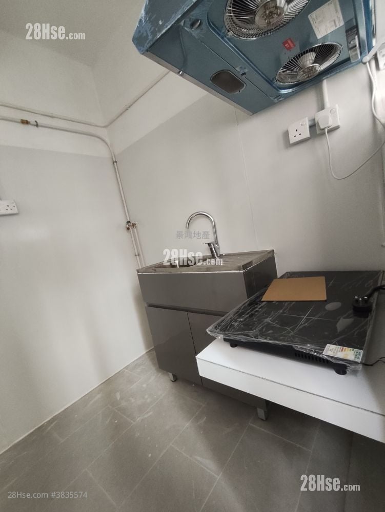 Chinese Mansion Rental 3 Bedrooms , 2 Bathrooms 650 ft²