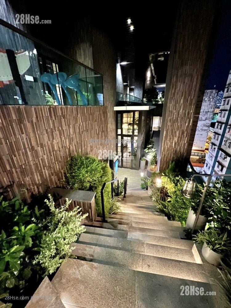 Artisan Garden Rental 1 Bedroom , 1 Bathroom 283 ft²
