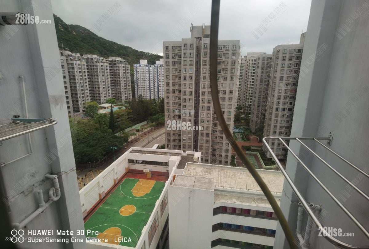 Chi Lok Fa Yuen Sell 3 Bedrooms , 1 Bathroom 511 ft²