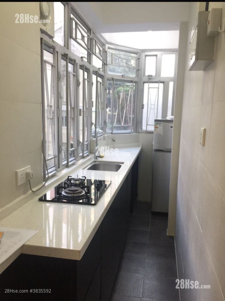 Sun Ho Court Sell 1 Bedroom 254 ft²