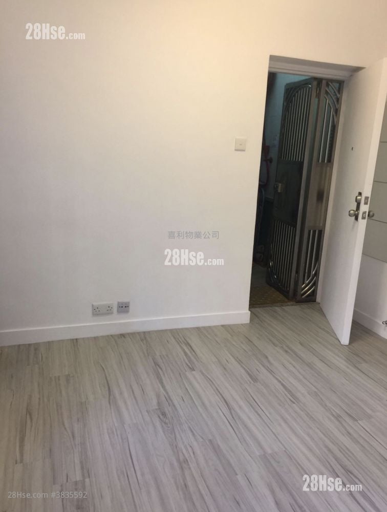 Sun Ho Court Sell 1 Bedroom 254 ft²