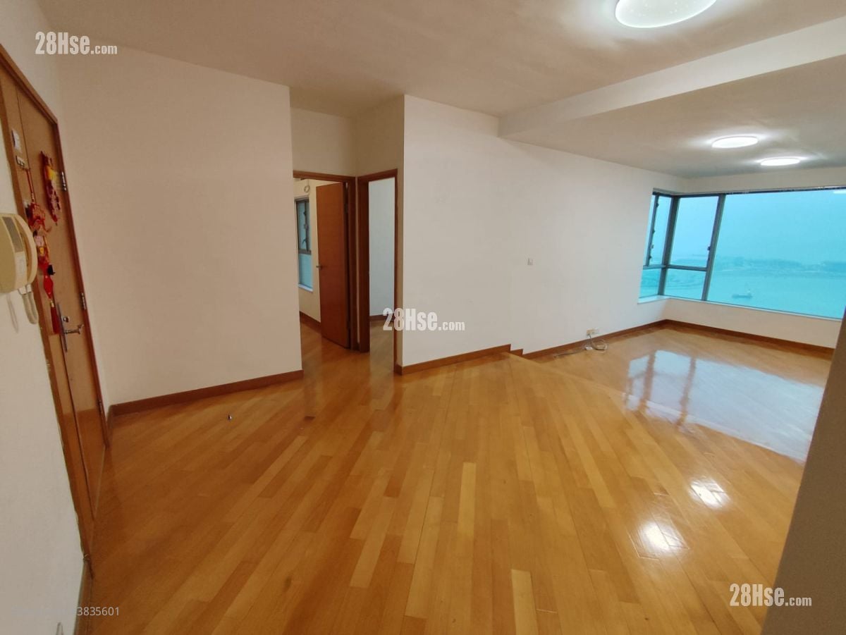 Coastal Skyline Rental 3 Bedrooms , 2 Bathrooms 911 ft²