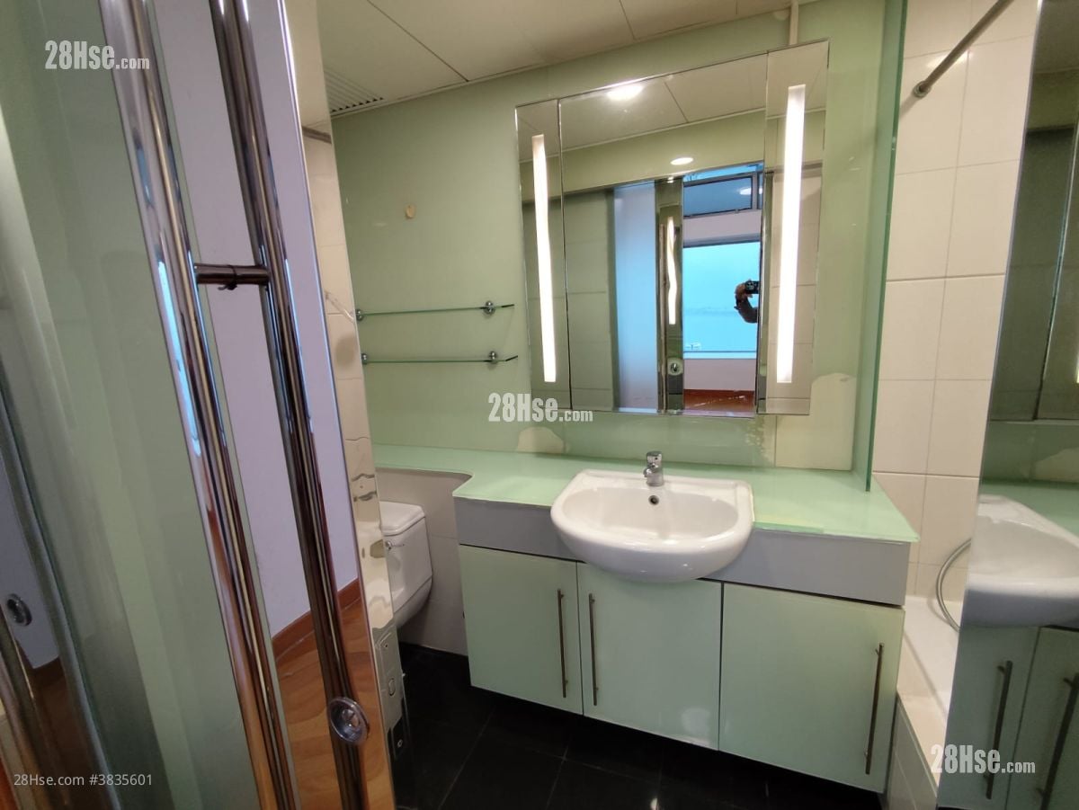 Coastal Skyline Rental 3 Bedrooms , 2 Bathrooms 911 ft²