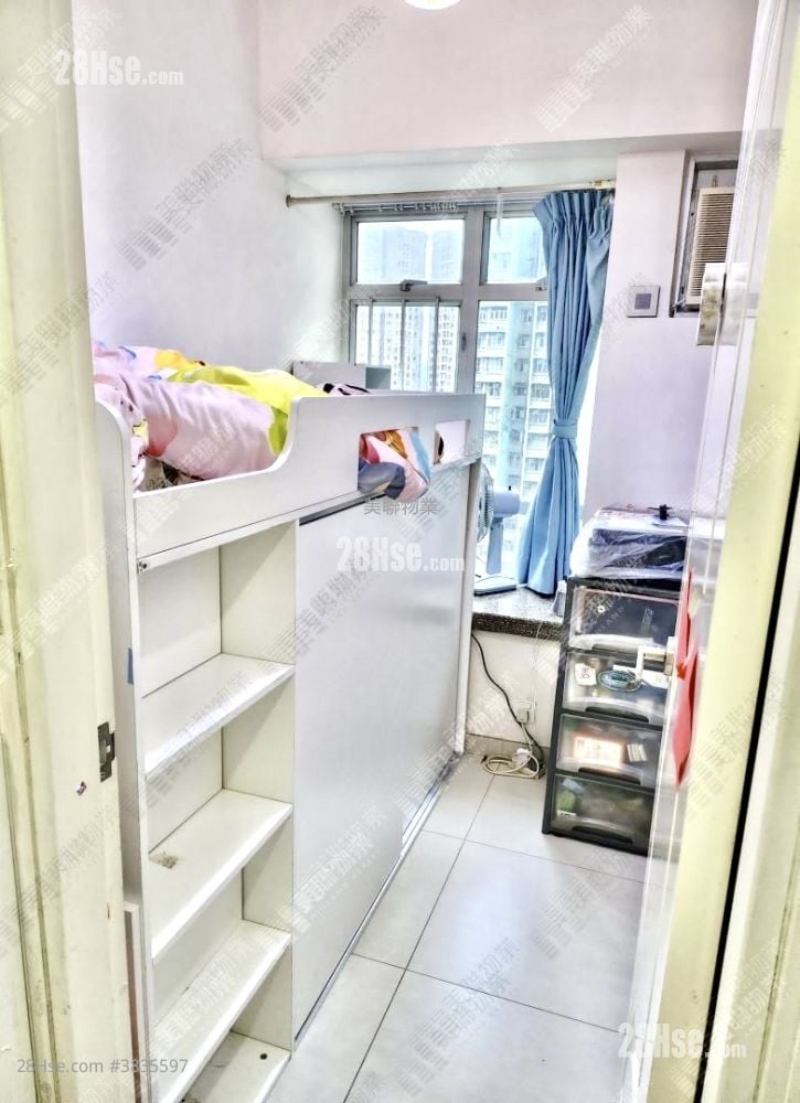 Flora Plaza Sell 3 Bedrooms 526 ft²