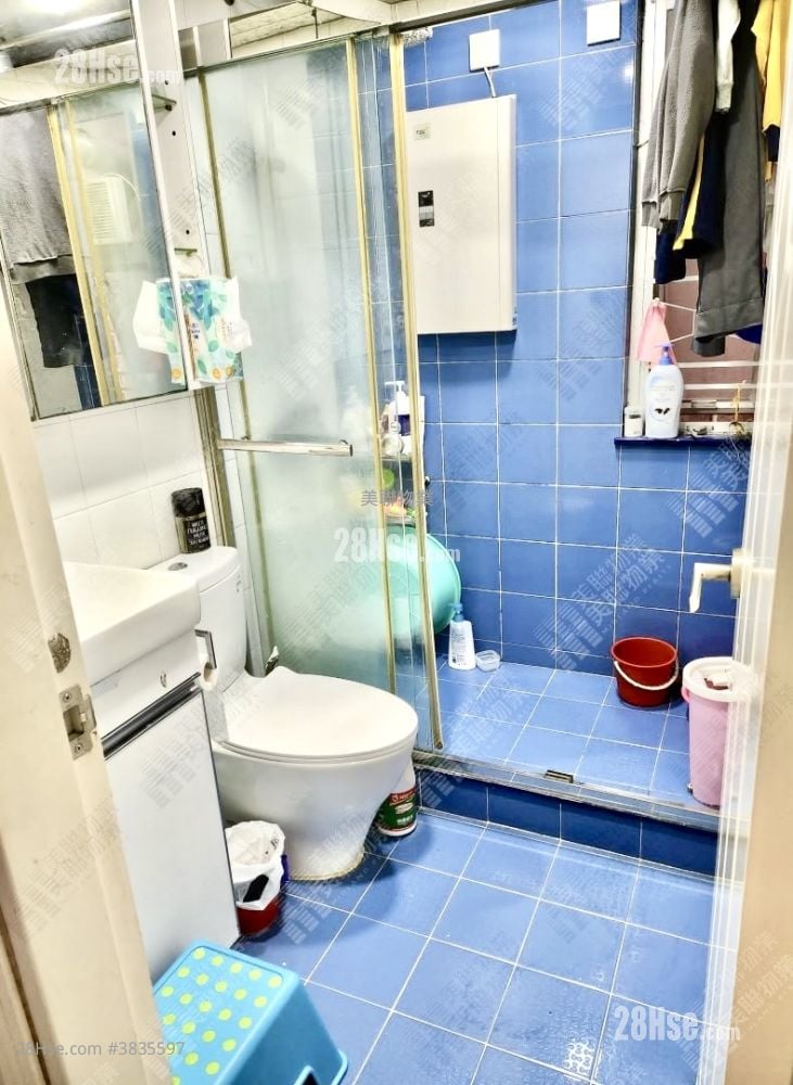Flora Plaza Sell 3 Bedrooms 526 ft²