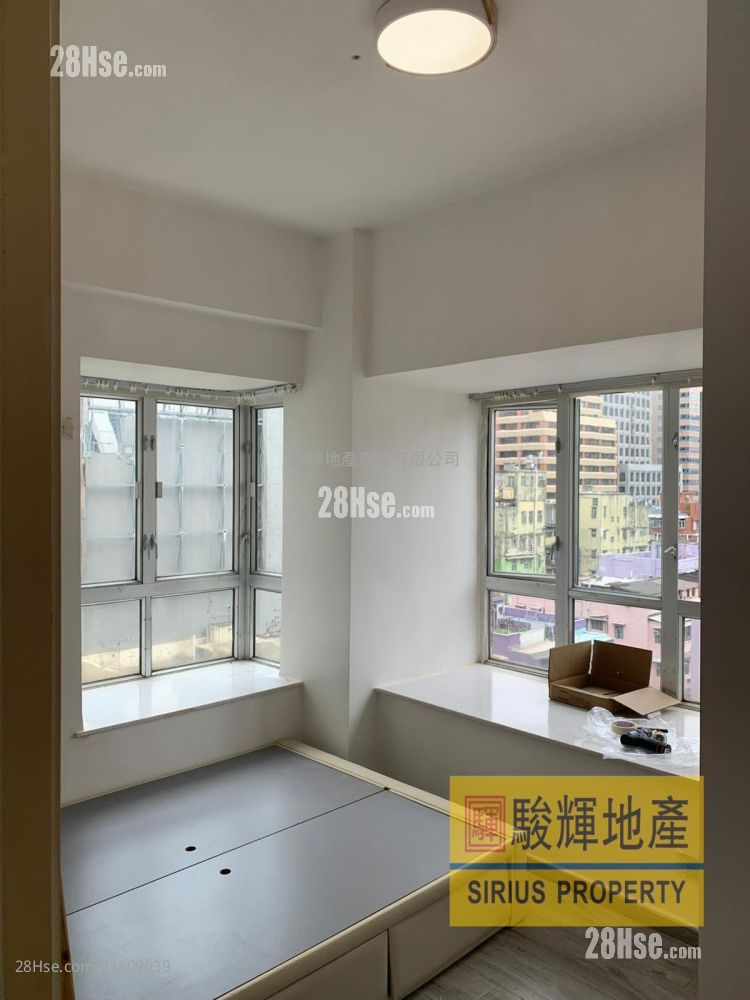 Foo Tat Building Sell 2 Bedrooms , 1 Bathroom 318 ft²