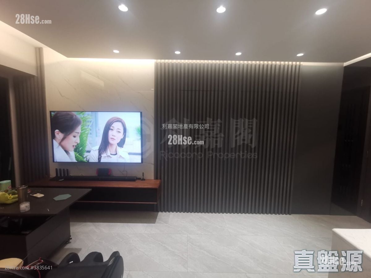 Banyan Garden Sell 2 Bedrooms 501 ft²