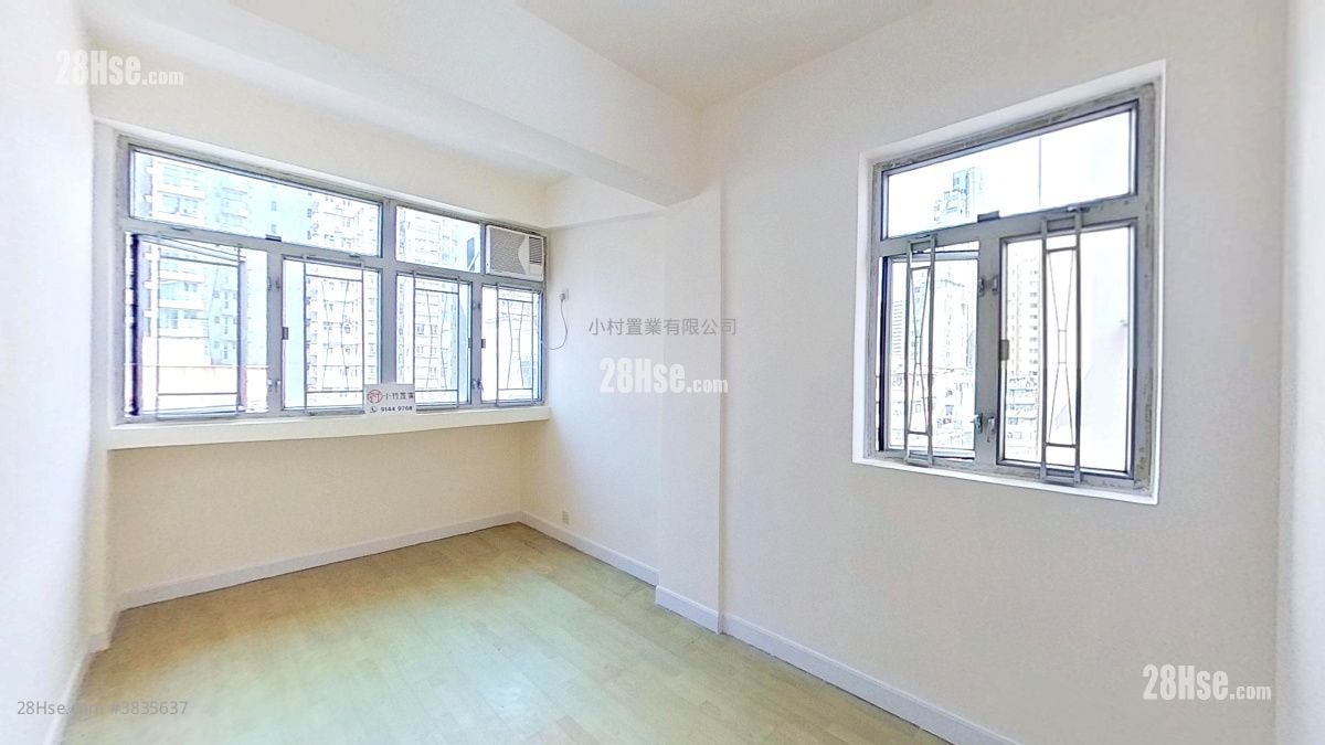 master room: 2-8 Battery Street Rental 2 Bedrooms , 1 Bathroom 570 ft²
