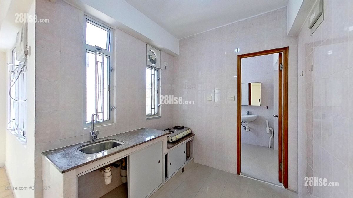 kitchen: 2-8 Battery Street Rental 2 Bedrooms , 1 Bathroom 570 ft²