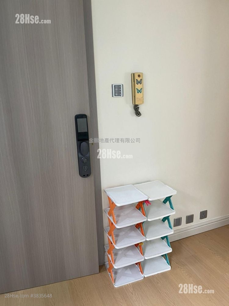 Gold Canyon Court Sell 1 Bedroom , 1 Bathroom 257 ft²