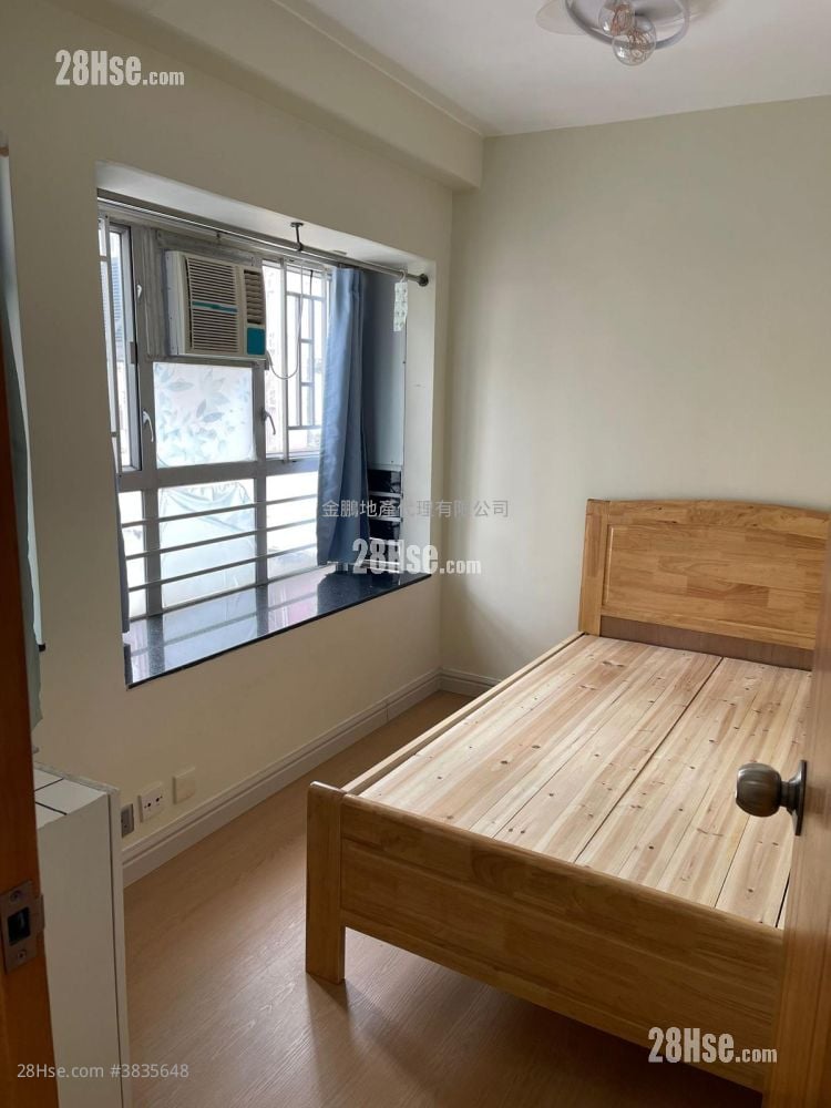Gold Canyon Court Sell 1 Bedroom , 1 Bathroom 257 ft²