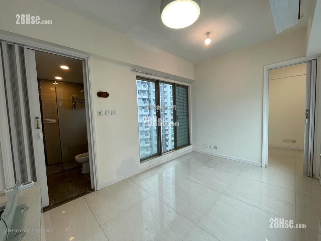 Trinity Towers Sell 1 Bedroom , 1 Bathroom 362 ft²