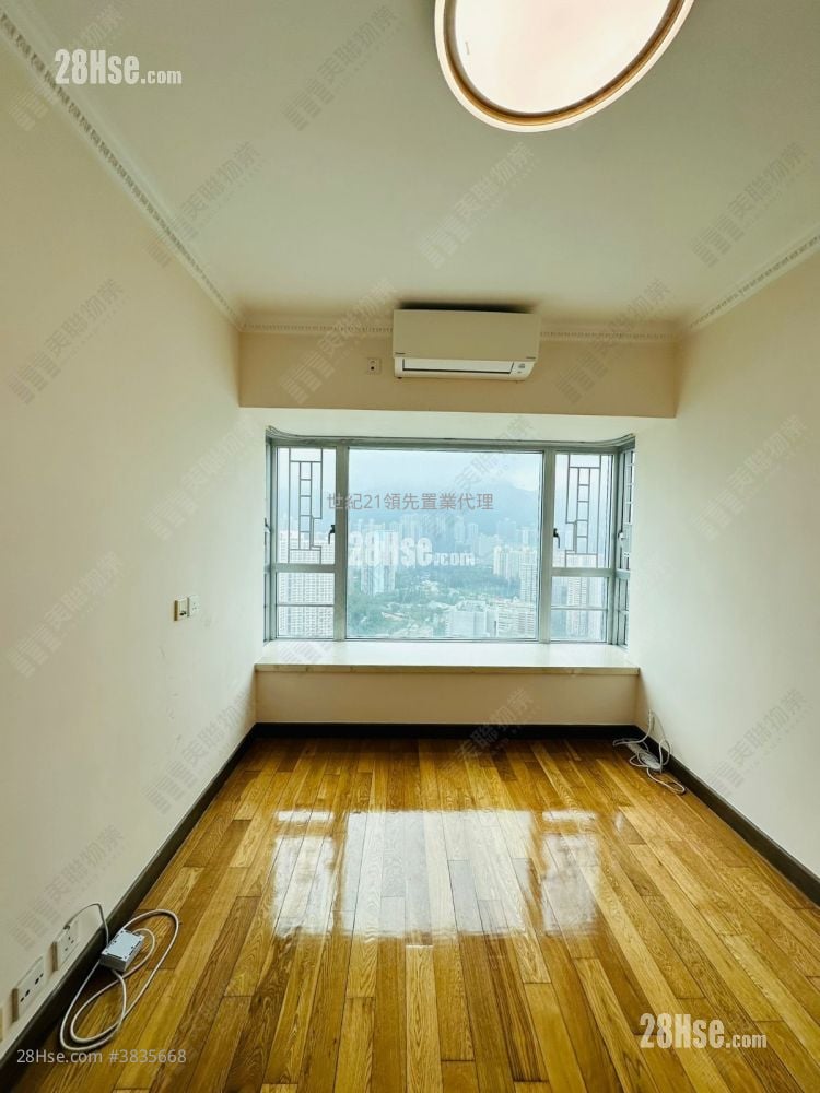 Billionnaire Royale Sell 3 Bedrooms , 2 Bathrooms 887 ft²