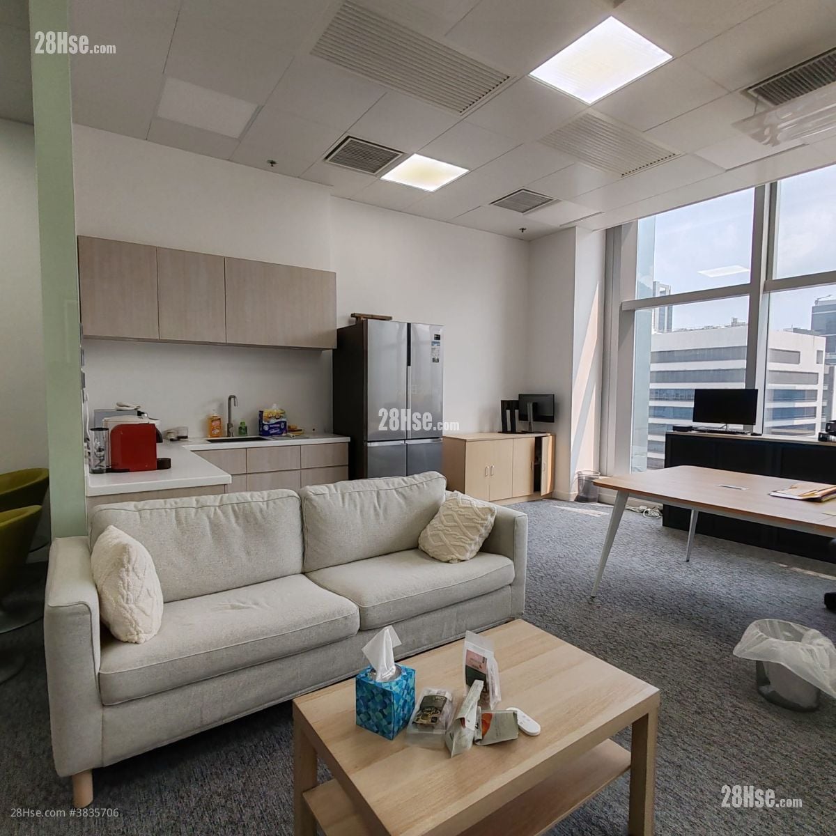 Kings Wing Plaza Rental