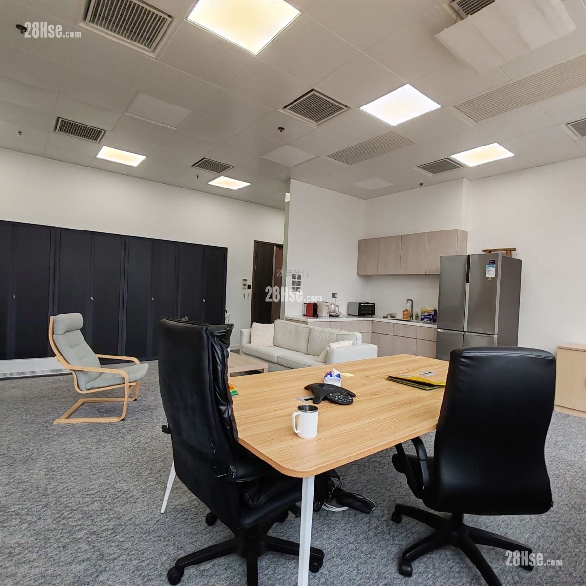 Kings Wing Plaza Rental