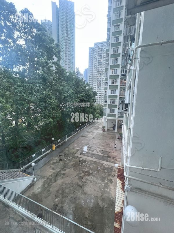 Nan Fung Sun Chuen Sell 2 Bedrooms , 1 Bathroom 391 ft²