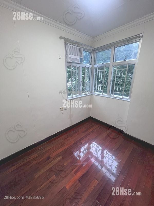 Nan Fung Sun Chuen Sell 2 Bedrooms , 1 Bathroom 391 ft²