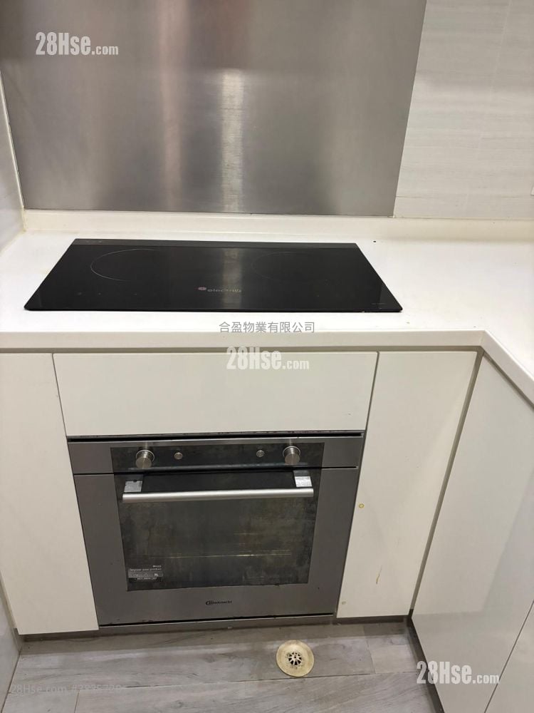 Mandarin Building Rental 2 Bedrooms , 1 Bathroom 447 ft²