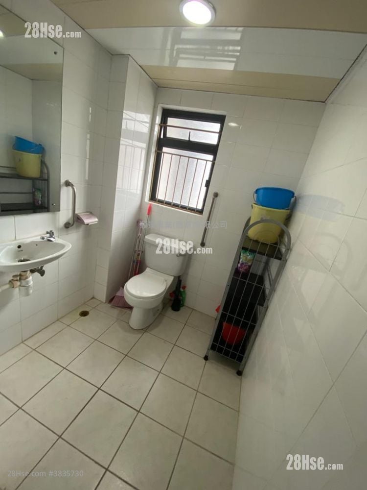 Wai Ching Commercial Building Rental 1 Toilet