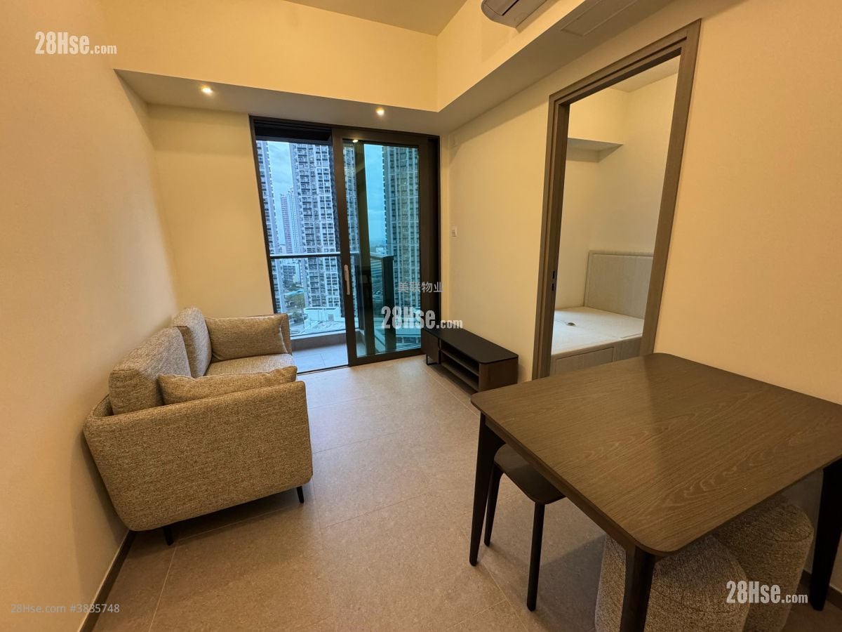 Yoho West Sell 1 Bedroom 295 ft²