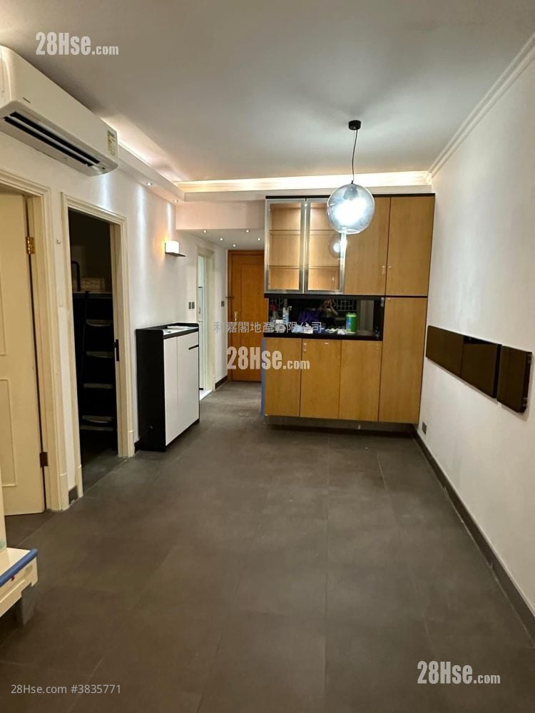 Banyan Garden Sell 2 Bedrooms 478 ft²