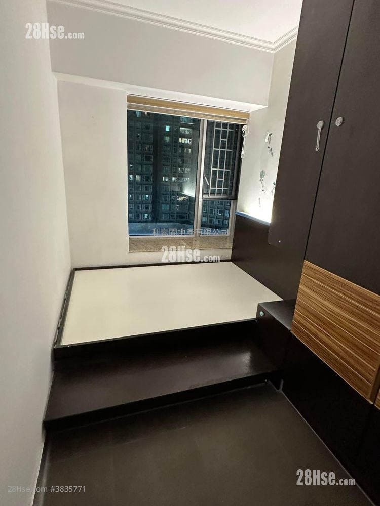 Banyan Garden Sell 2 Bedrooms 478 ft²