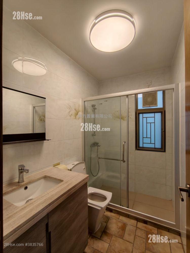 Village Sell 3 Bedrooms , 2 Bathrooms 700 ft²