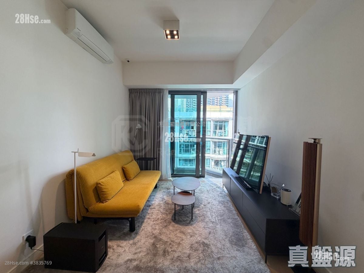 Monaco One Sell 3 Bedrooms 728 ft²