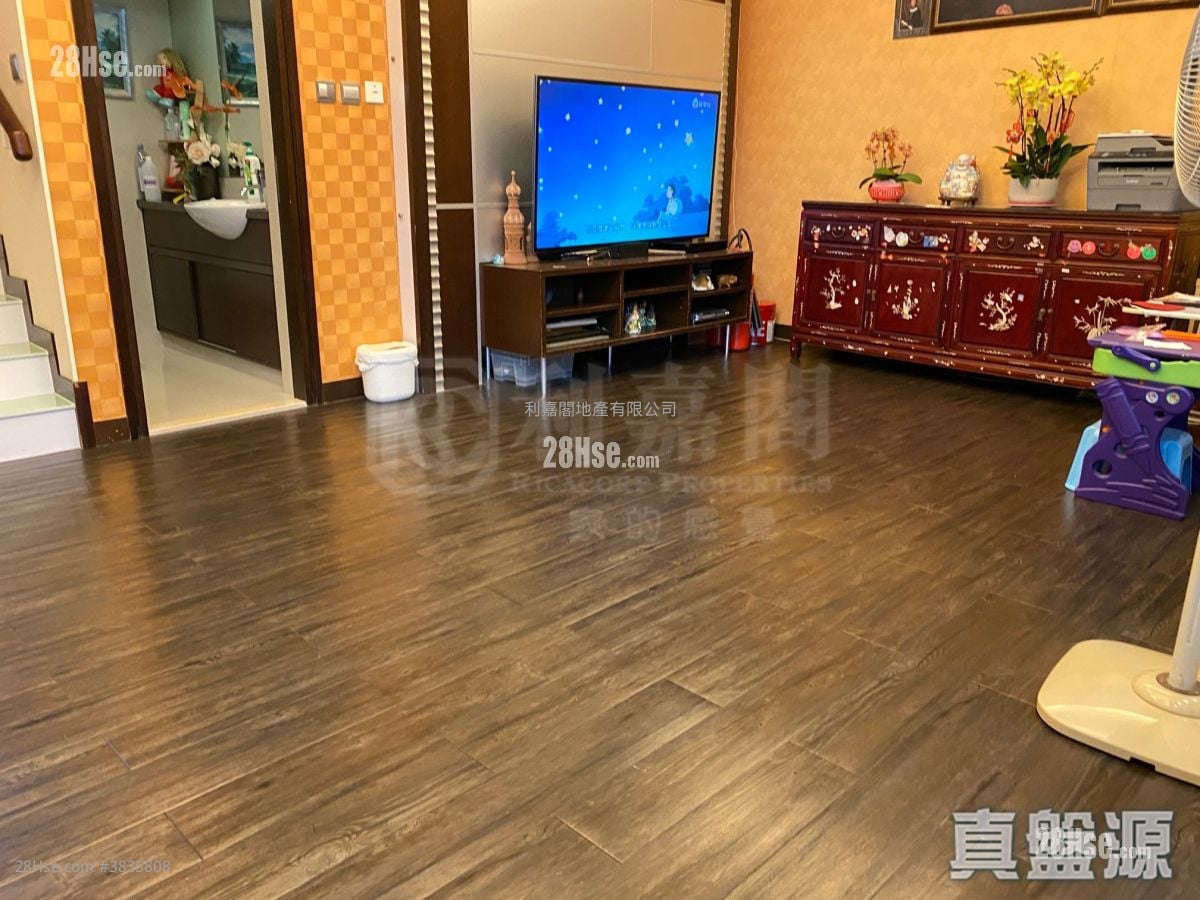 迈尔豪园 售盘 4 房 , 2 浴室 1,795 平方尺